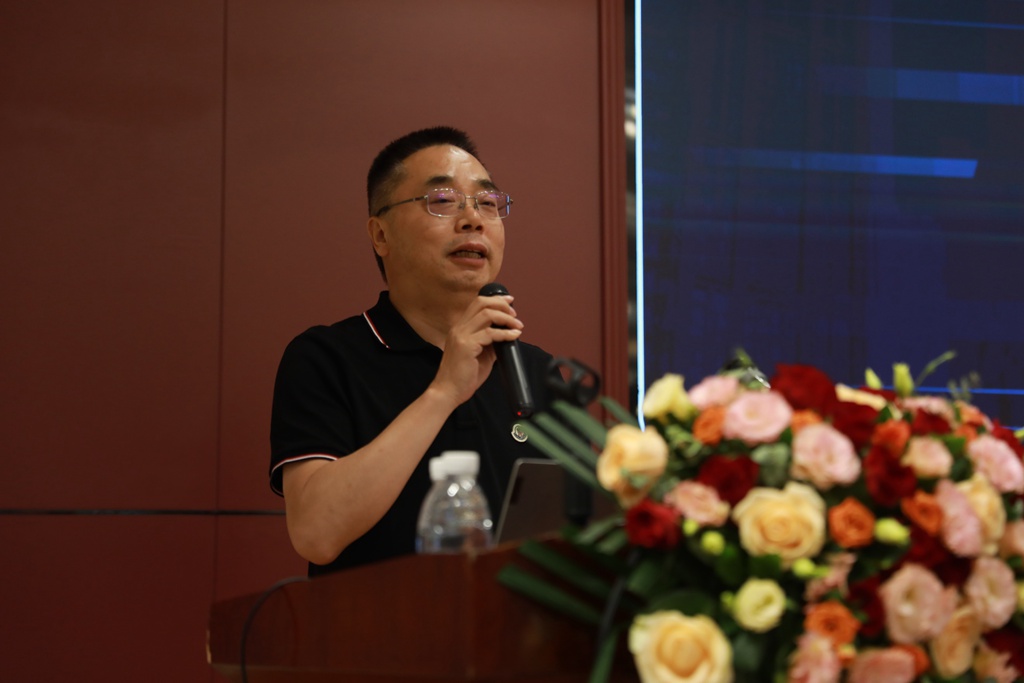 news08.jpg news08.jpg